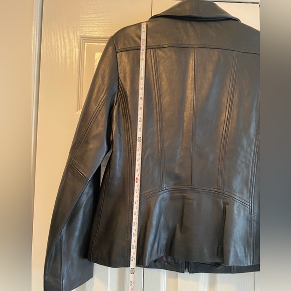 Leather Jacket - Picture 6 of 10